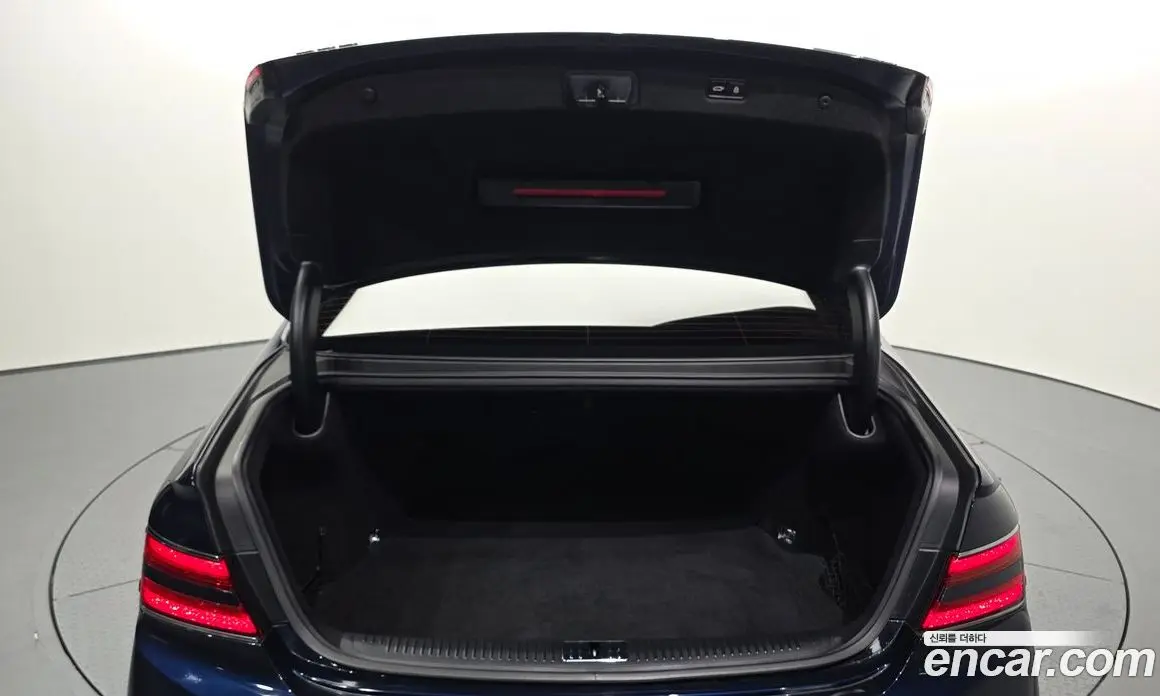 Genesis G90 2018 3.8 автомат (гидро), фото 20 Genesis G90 2018 3.8 автомат (гидро), фото 20