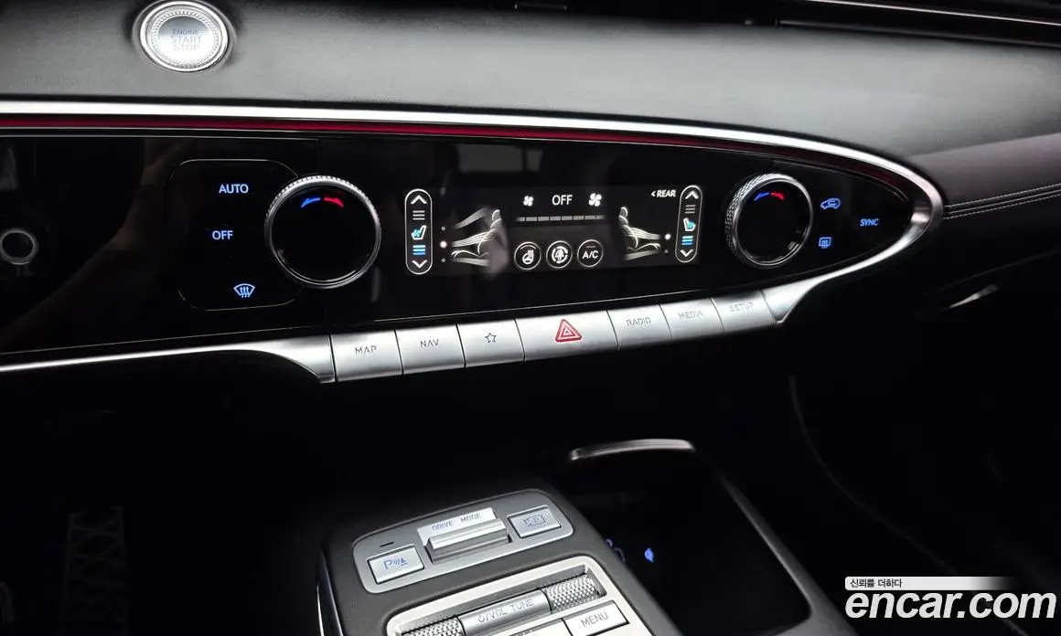 Genesis GV70 2021 2.5 автомат (гидро), фото 24 Genesis GV70 2021 2.5 автомат (гидро), фото 24
