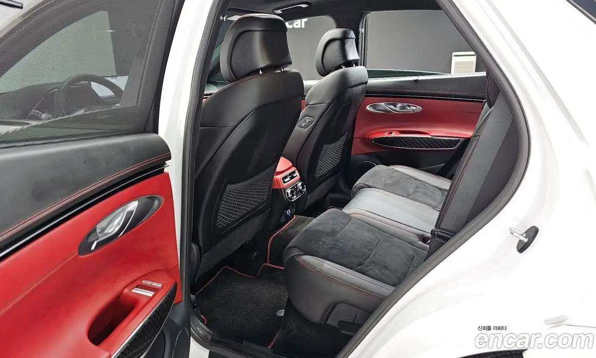 Genesis GV70 2021 2.5 автомат (гидро), фото 11