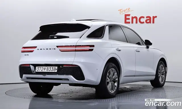 Genesis GV70 2021 2.2 автомат (гидро), миниатюра 2