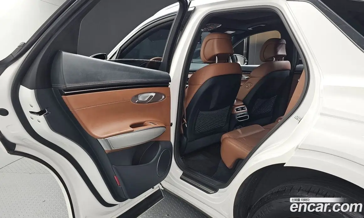 Genesis GV70 2021 2.2 автомат (гидро), фото 18