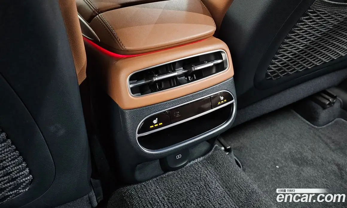 Genesis GV70 2021 2.2 автомат (гидро), фото 32