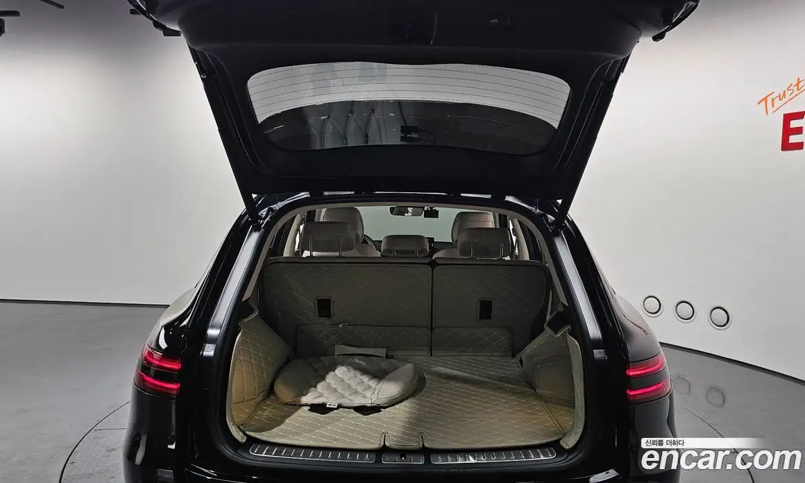 Genesis GV70 2021 2.5 автомат (гидро), фото 23 Genesis GV70 2021 2.5 автомат (гидро), фото 23