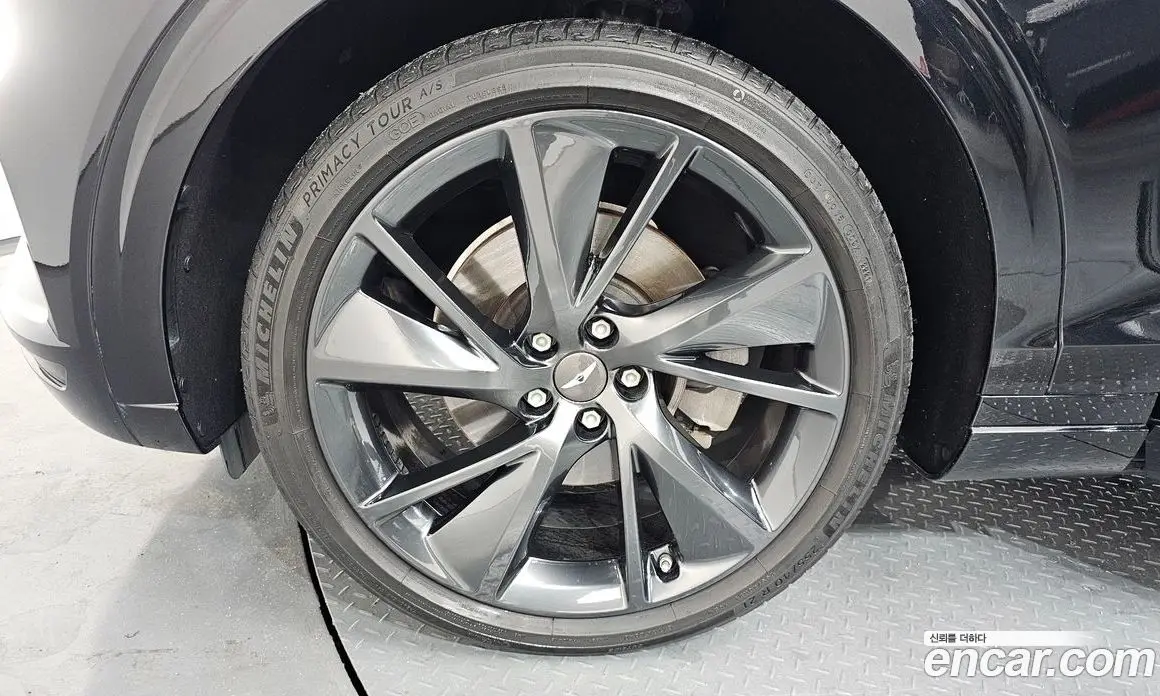 Genesis GV70 2021 2.5 автомат (гидро), фото 5 Genesis GV70 2021 2.5 автомат (гидро), фото 5