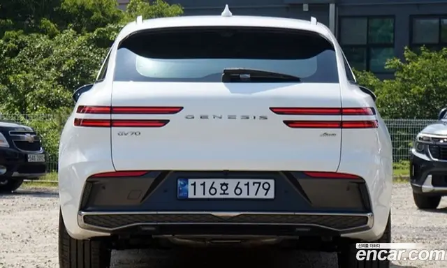 Genesis GV70 2025 2.5 автомат (гидро), миниатюра 3 Genesis GV70 2025 2.5 автомат (гидро), миниатюра 3