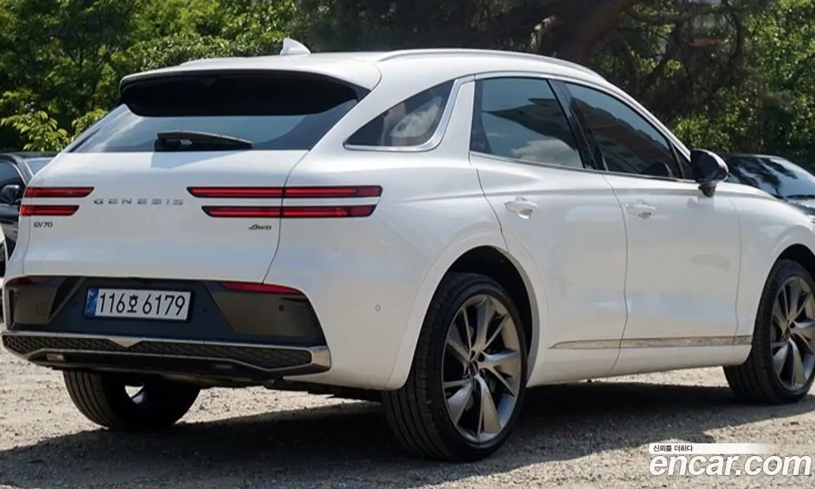 Genesis GV70 2025 2.5 автомат (гидро), фото 4 Genesis GV70 2025 2.5 автомат (гидро), фото 4