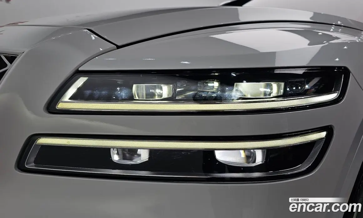Genesis GV80 2022 2.5 автомат (гидро), фото 8 Genesis GV80 2022 2.5 автомат (гидро), фото 8