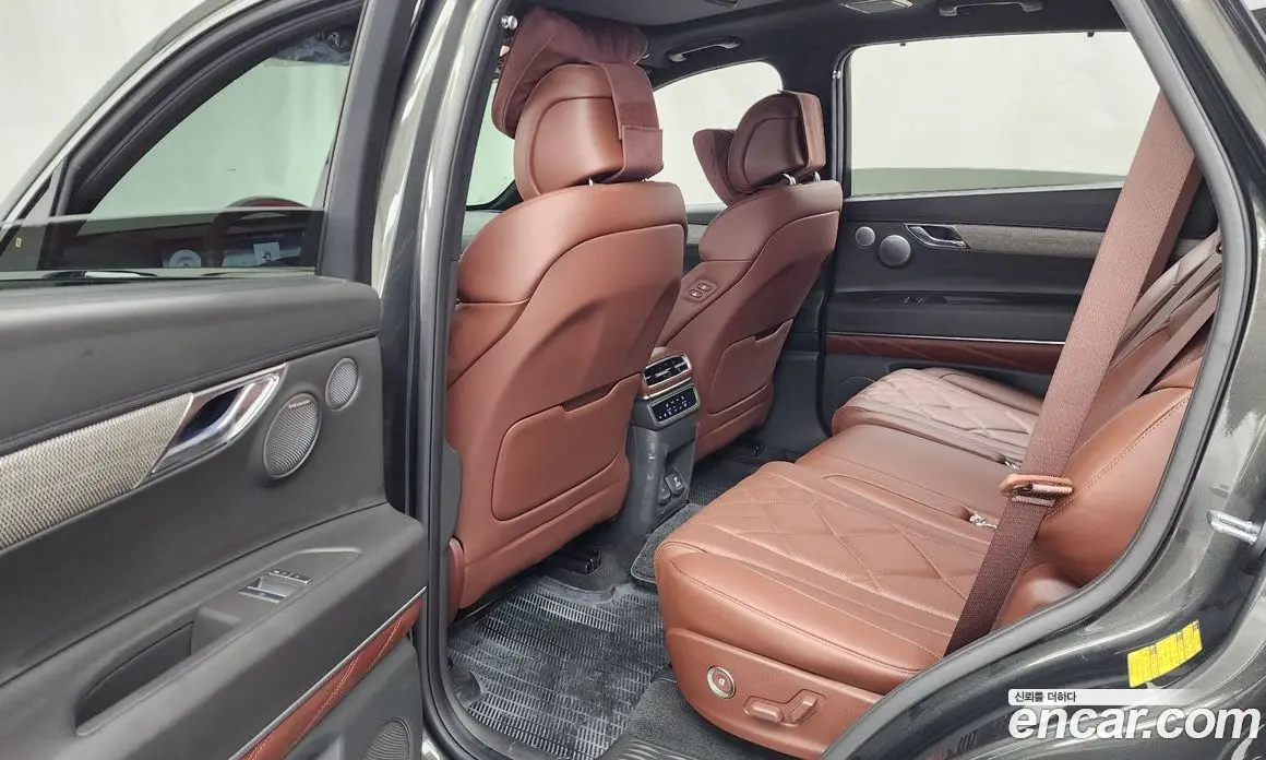 Genesis GV80 2024 2.5 автомат (гидро), фото 15 Genesis GV80 2024 2.5 автомат (гидро), фото 15