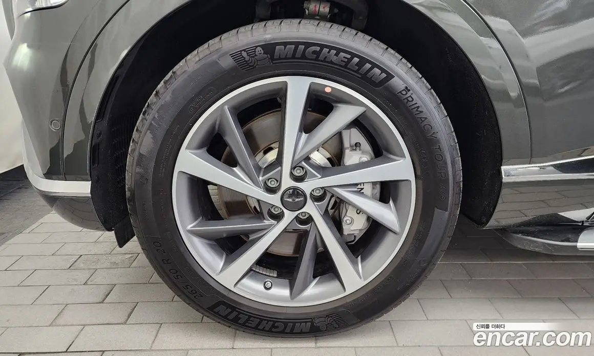 Genesis GV80 2024 2.5 автомат (гидро), фото 4 Genesis GV80 2024 2.5 автомат (гидро), фото 4