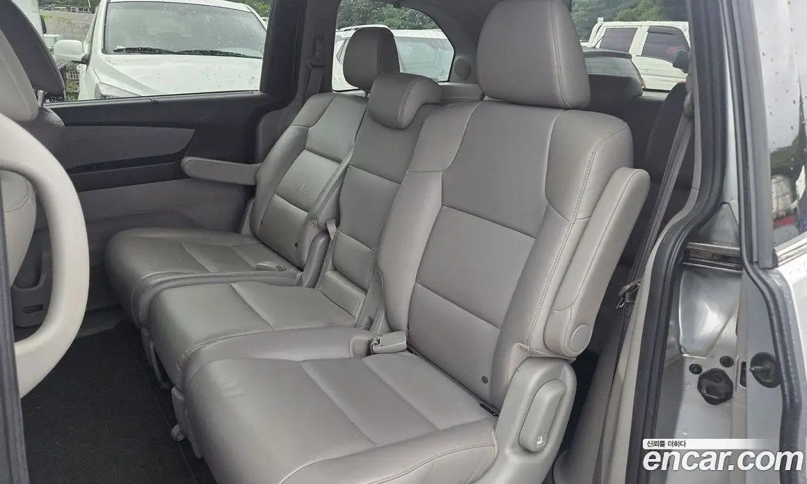 Honda Odyssey 2014 3.5 автомат (гидро), фото 11