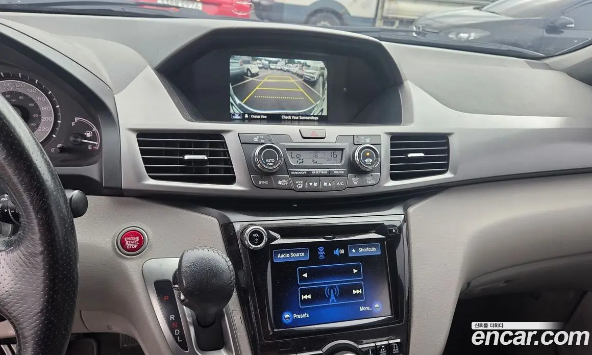Honda Odyssey 2014 3.5 автомат (гидро), фото 15