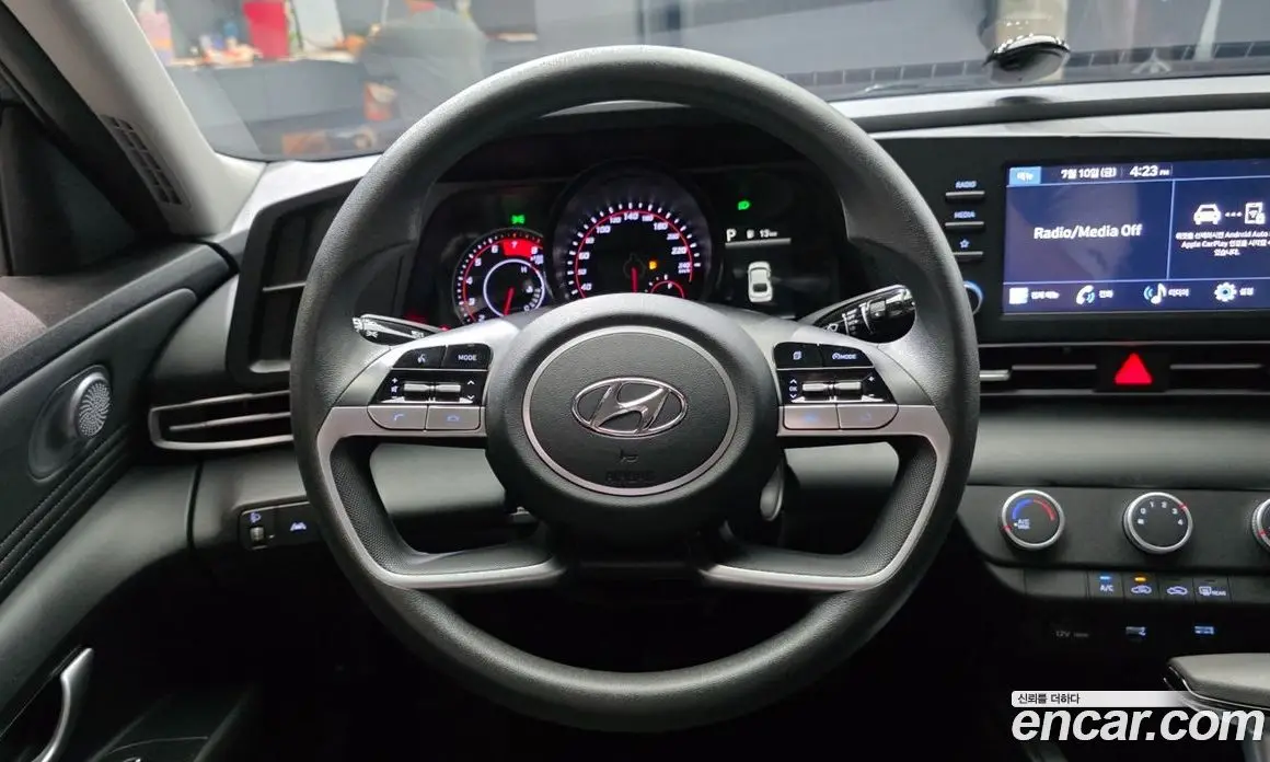 Hyundai Avante 2022 1.6 автомат (гидро), фото 18