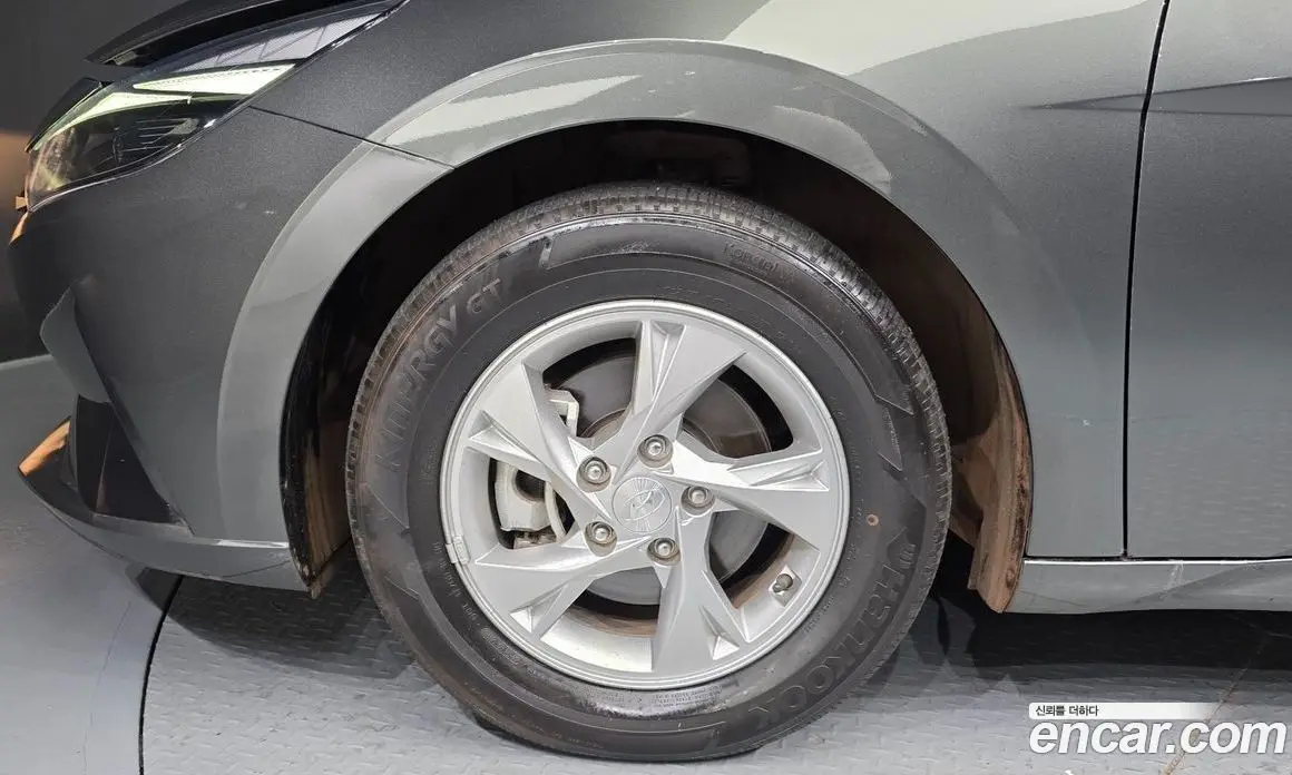 Hyundai Avante 2022 1.6 автомат (гидро), фото 5