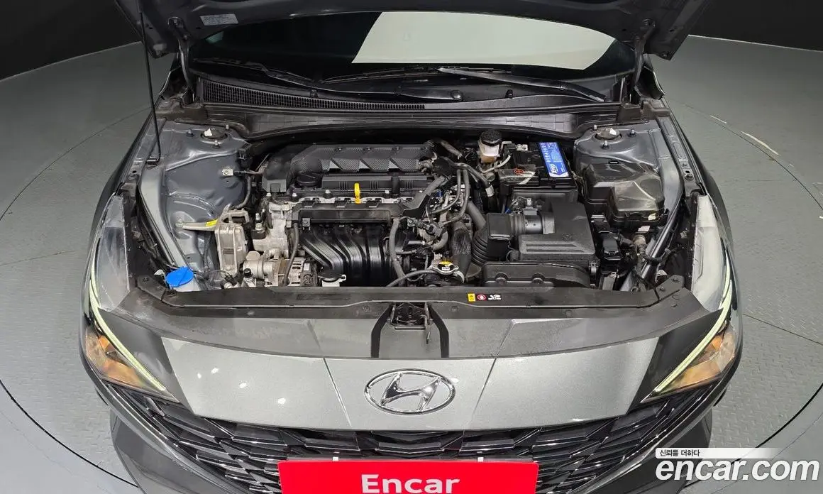 Hyundai Avante 2022 1.6 автомат (гидро), фото 6