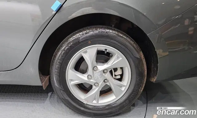Hyundai Avante 2022 1.6 автомат (гидро), миниатюра 7