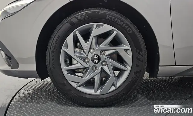 Hyundai Avante 2023 1.6 автомат (гидро), миниатюра 5 Hyundai Avante 2023 1.6 автомат (гидро), миниатюра 5