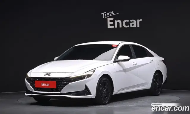 Hyundai Avante 2023 1.6 автомат (гидро), миниатюра 1