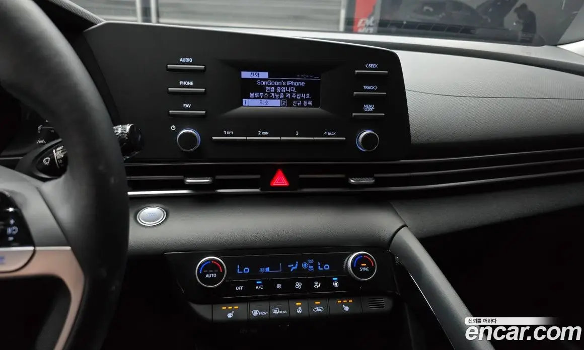 Hyundai Avante 2023 1.6 автомат (гидро), фото 14