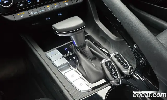 Hyundai Avante 2023 1.6 автомат (гидро), миниатюра 9