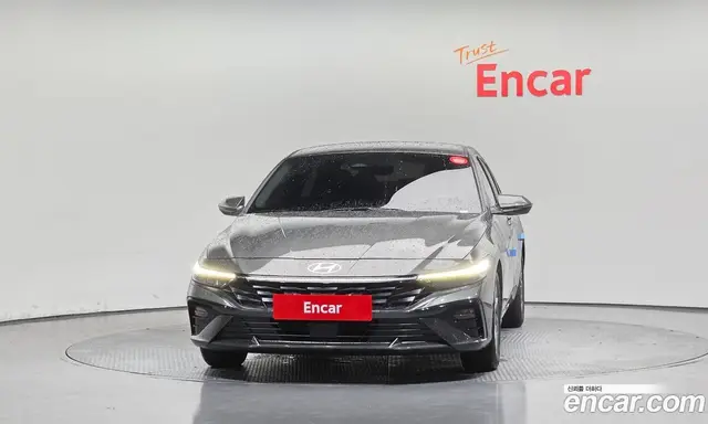 Hyundai Avante 2024 1.6 автомат (гидро), миниатюра 3