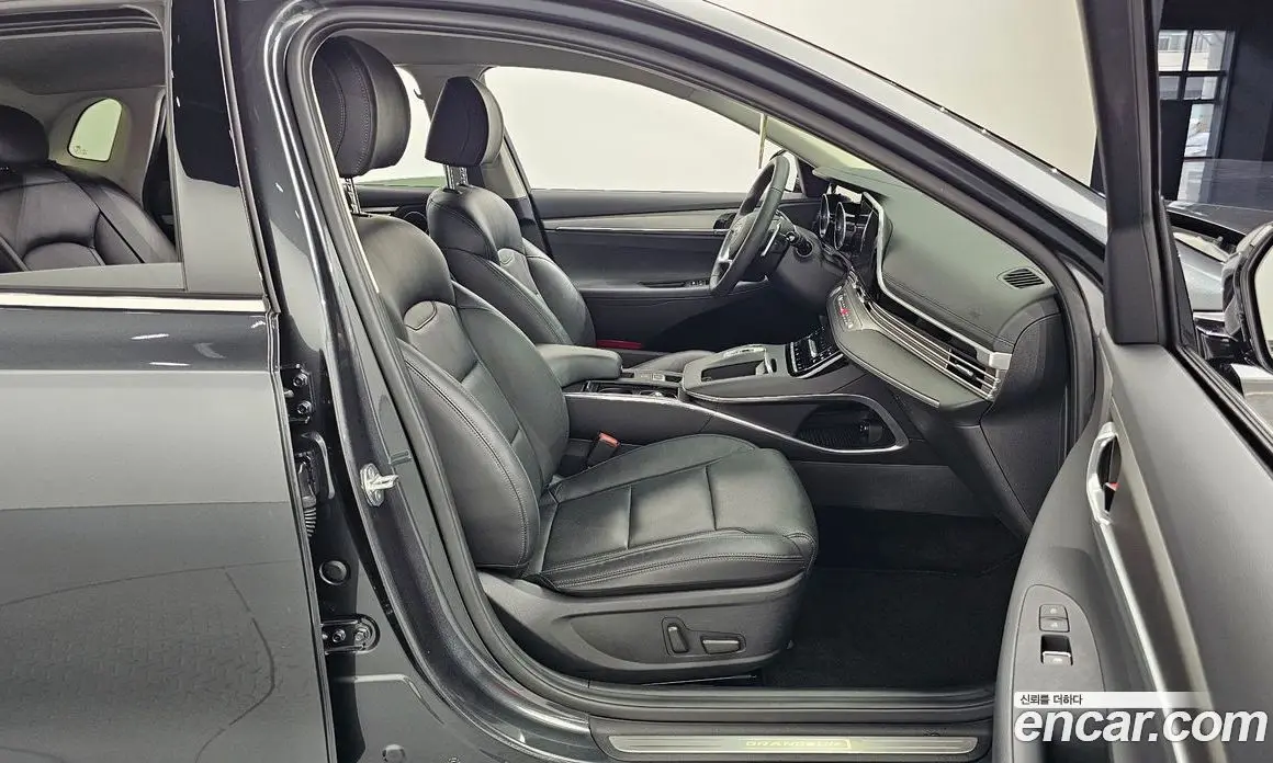 Hyundai Grandeur 2020 2.5 автомат (гидро), фото 11 Hyundai Grandeur 2020 2.5 автомат (гидро), фото 11