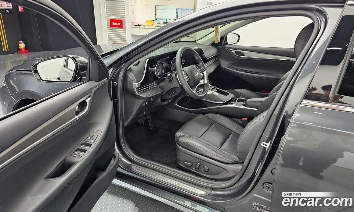 Hyundai Grandeur 2020 2.5 автомат (гидро), фото 10 Hyundai Grandeur 2020 2.5 автомат (гидро), фото 10