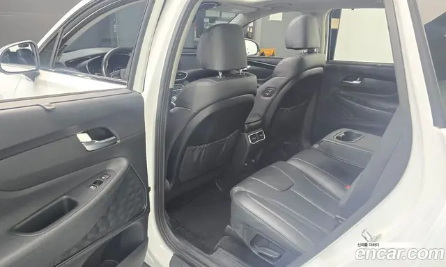Hyundai Santa Fe 2021 2.2 автомат (гидро), миниатюра 11 Hyundai Santa Fe 2021 2.2 автомат (гидро), миниатюра 11