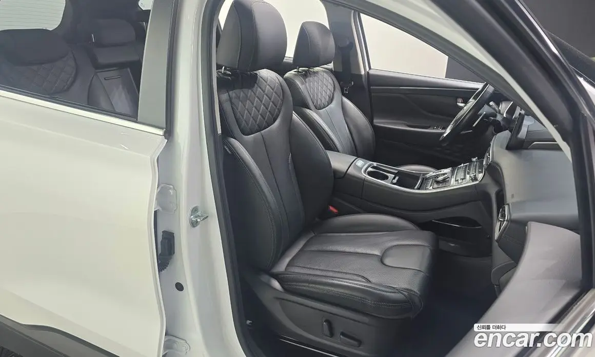 Hyundai Santa Fe 2021 2.2 автомат (гидро), фото 12 Hyundai Santa Fe 2021 2.2 автомат (гидро), фото 12