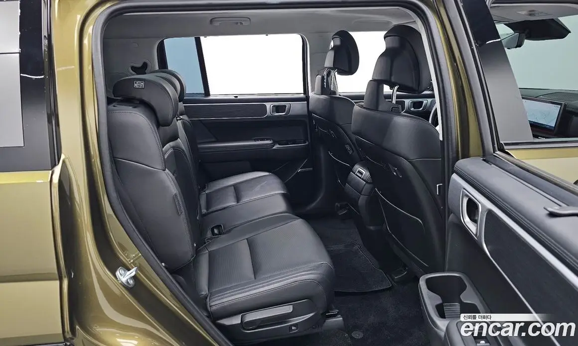 Hyundai Santa Fe 2024 2.5 автомат (гидро), фото 17