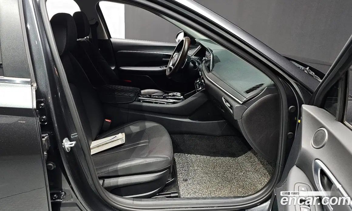 Hyundai Sonata 2019 2.0 автомат (гидро), фото 16 Hyundai Sonata 2019 2.0 автомат (гидро), фото 16