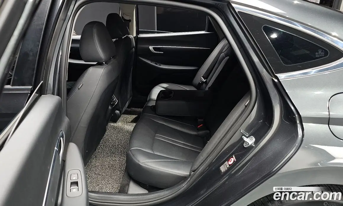 Hyundai Sonata 2019 2.0 автомат (гидро), фото 17 Hyundai Sonata 2019 2.0 автомат (гидро), фото 17