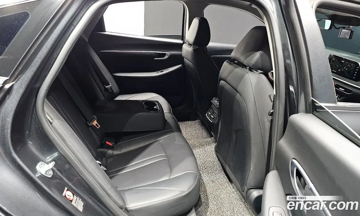 Hyundai Sonata 2019 2.0 автомат (гидро), фото 18 Hyundai Sonata 2019 2.0 автомат (гидро), фото 18