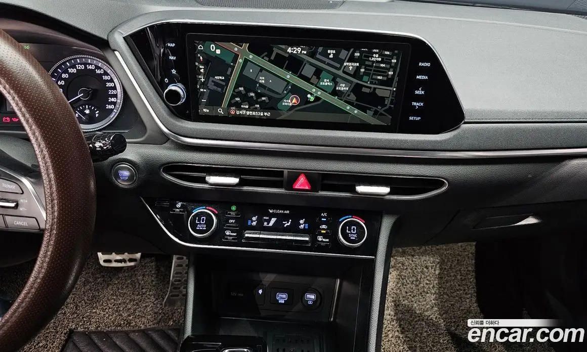 Hyundai Sonata 2019 2.0 автомат (гидро), фото 20 Hyundai Sonata 2019 2.0 автомат (гидро), фото 20