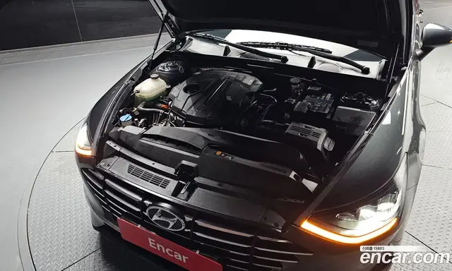 Hyundai Sonata 2019 2.0 автомат (гидро), миниатюра 6 Hyundai Sonata 2019 2.0 автомат (гидро), миниатюра 6