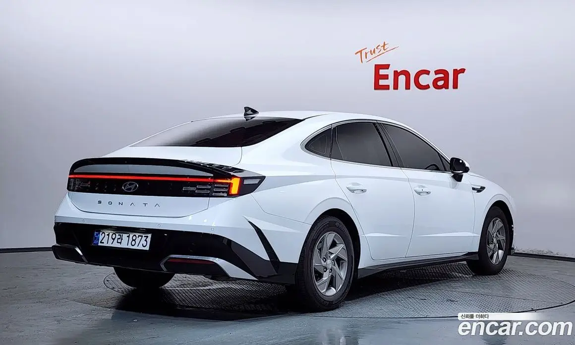 Hyundai Sonata 2023 2.0 автомат (гидро), фото 2 Hyundai Sonata 2023 2.0 автомат (гидро), фото 2