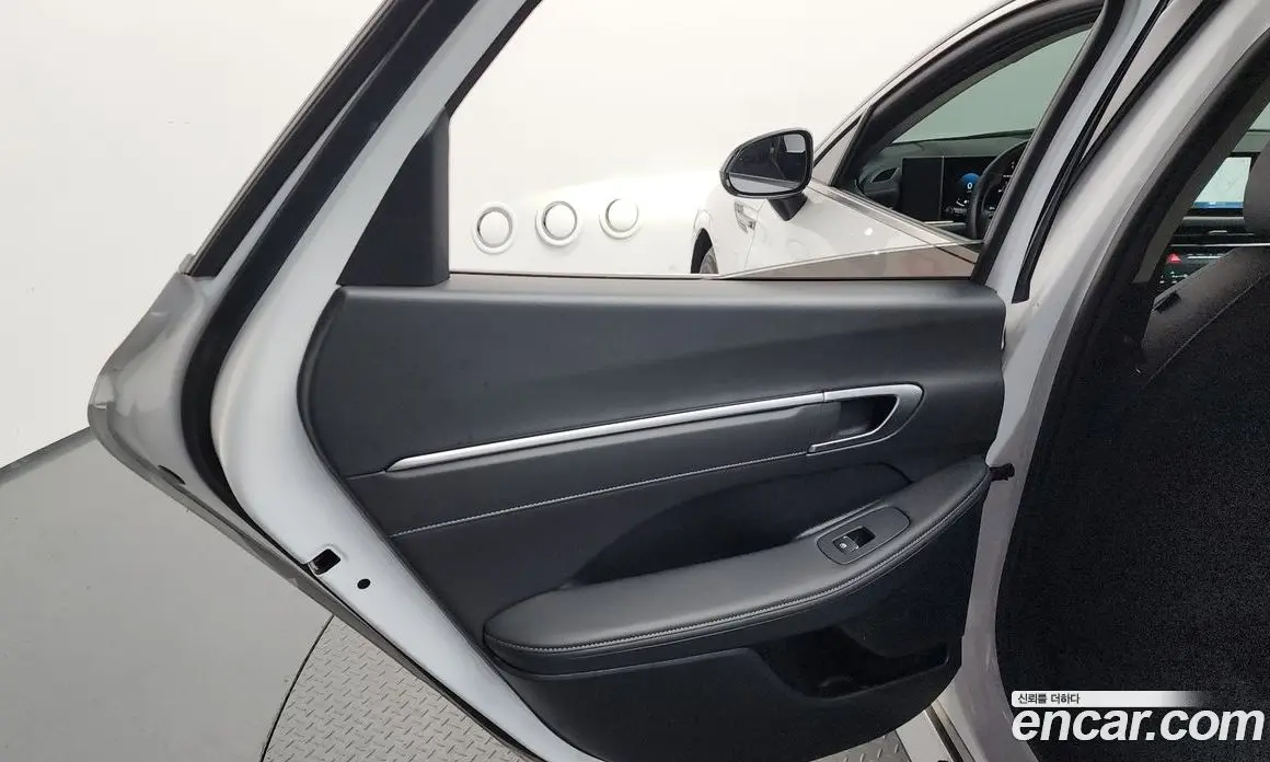 Hyundai Sonata 2023 2.0 автомат (гидро), фото 15 Hyundai Sonata 2023 2.0 автомат (гидро), фото 15