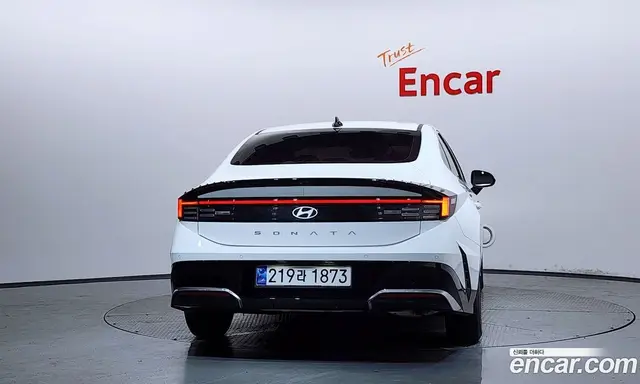 Hyundai Sonata 2023 2.0 автомат (гидро), миниатюра 4 Hyundai Sonata 2023 2.0 автомат (гидро), миниатюра 4