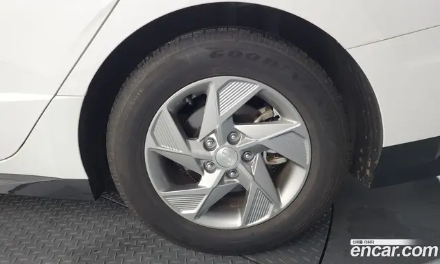 Hyundai Sonata 2023 2.0 автомат (гидро), миниатюра 7 Hyundai Sonata 2023 2.0 автомат (гидро), миниатюра 7