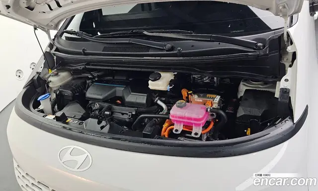 Hyundai Staria 2024 1.6 автомат (гидро), миниатюра 6 Hyundai Staria 2024 1.6 автомат (гидро), миниатюра 6