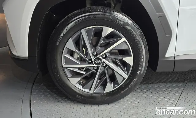Hyundai Tucson 2022 2.0 автомат (гидро), миниатюра 5 Hyundai Tucson 2022 2.0 автомат (гидро), миниатюра 5