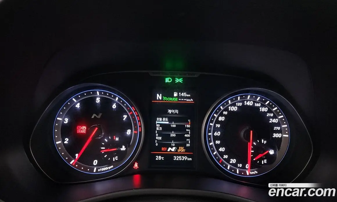 Hyundai Veloster 2018 2.0 механика, фото 11 Hyundai Veloster 2018 2.0 механика, фото 11