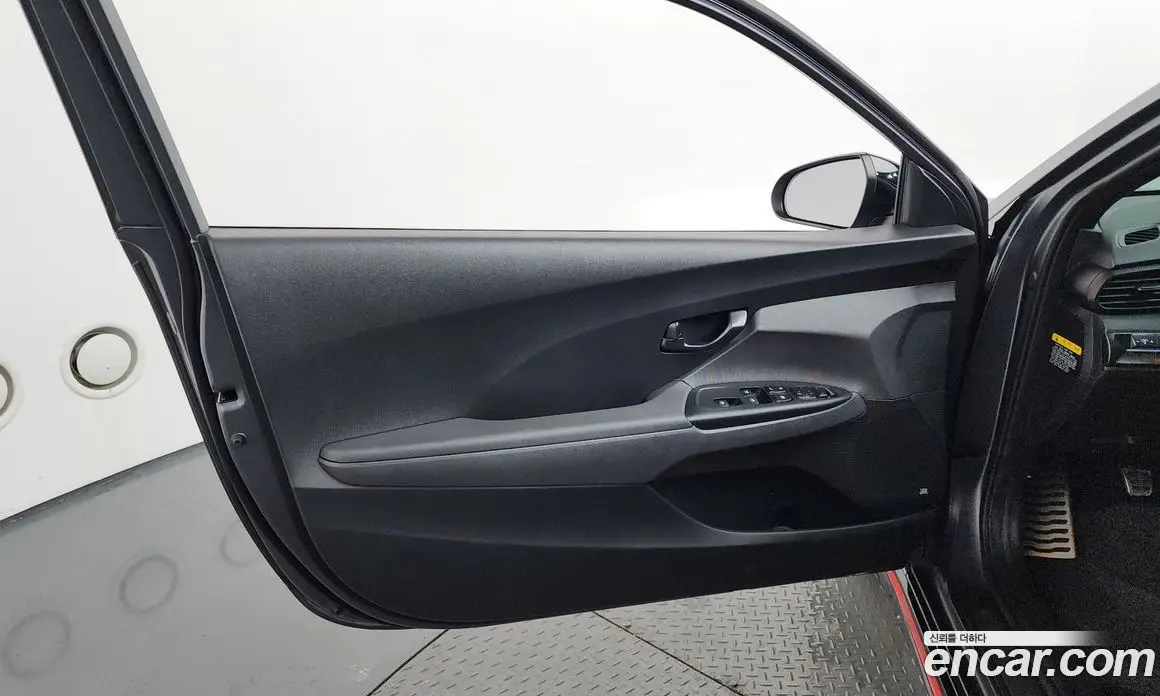 Hyundai Veloster 2018 2.0 механика, фото 14 Hyundai Veloster 2018 2.0 механика, фото 14
