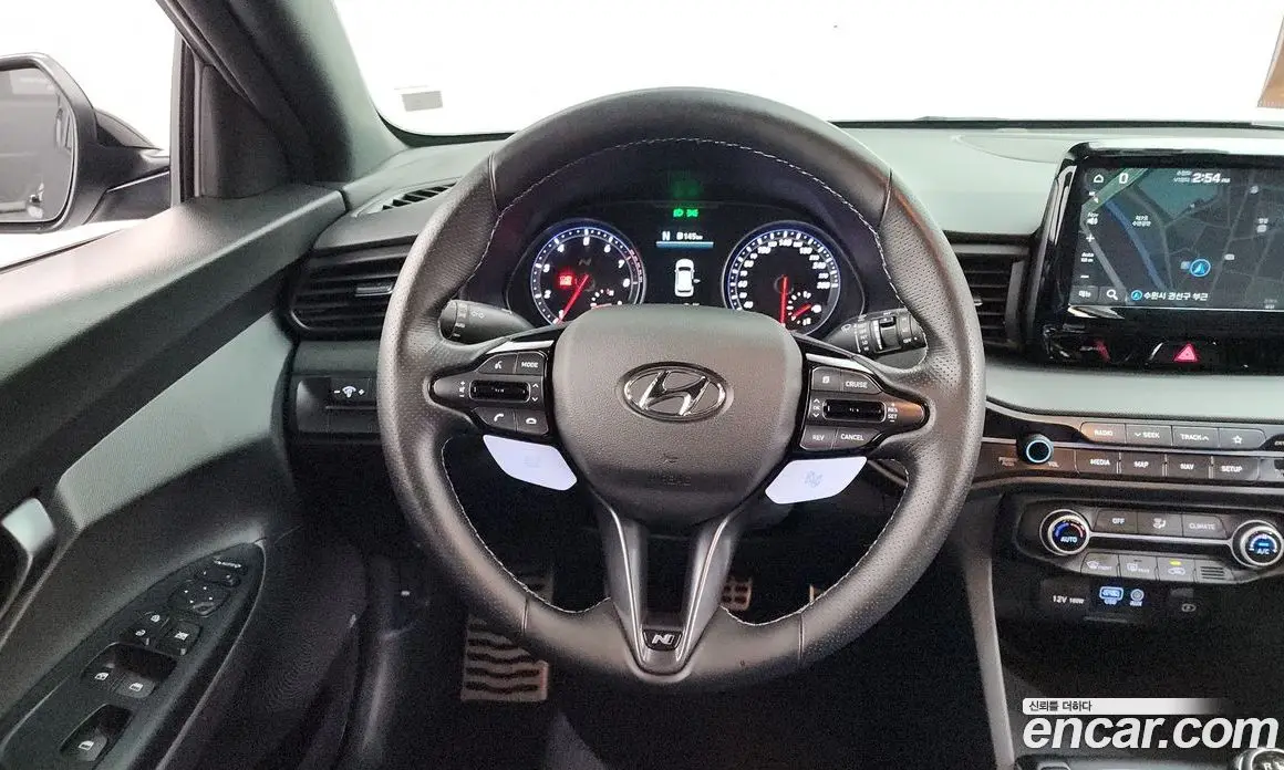 Hyundai Veloster 2018 2.0 механика, фото 19 Hyundai Veloster 2018 2.0 механика, фото 19