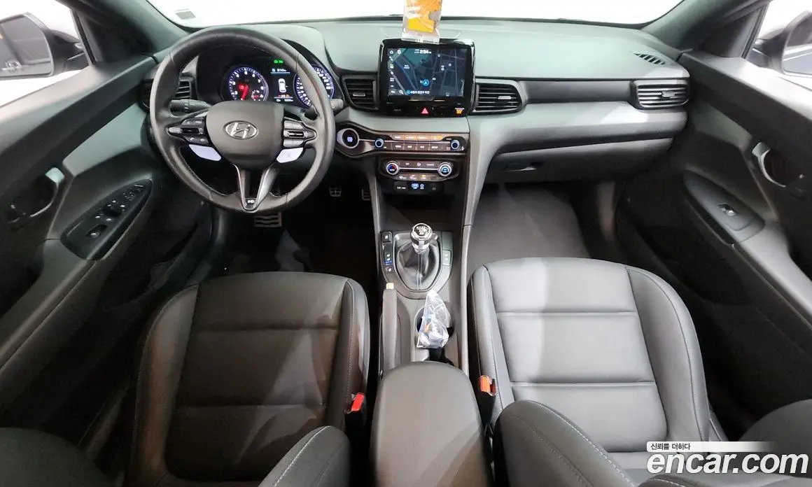 Hyundai Veloster 2018 2.0 механика, фото 10 Hyundai Veloster 2018 2.0 механика, фото 10