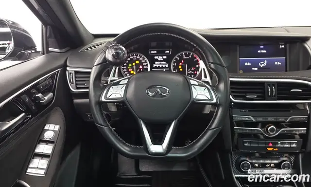 Infiniti Q30 2017 2.0 автомат (гидро), миниатюра 12