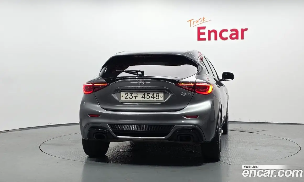 Infiniti Q30 2017 2.0 автомат (гидро), фото 4