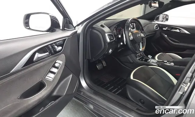 Infiniti Q30 2017 2.0 автомат (гидро), миниатюра 10