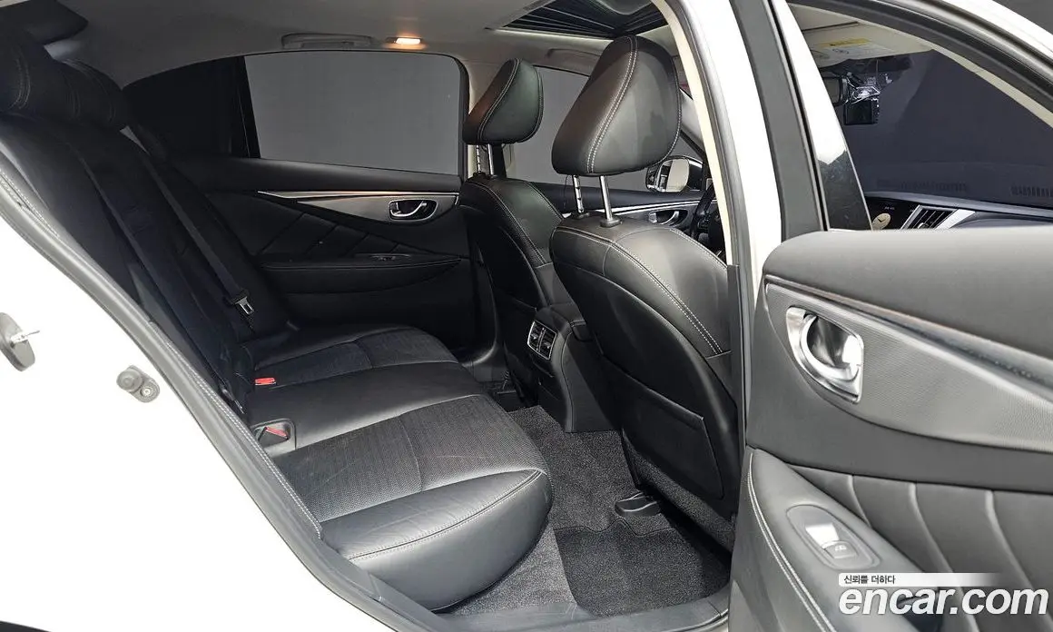 Infiniti Q50 2017 3.5 автомат (гидро), фото 12