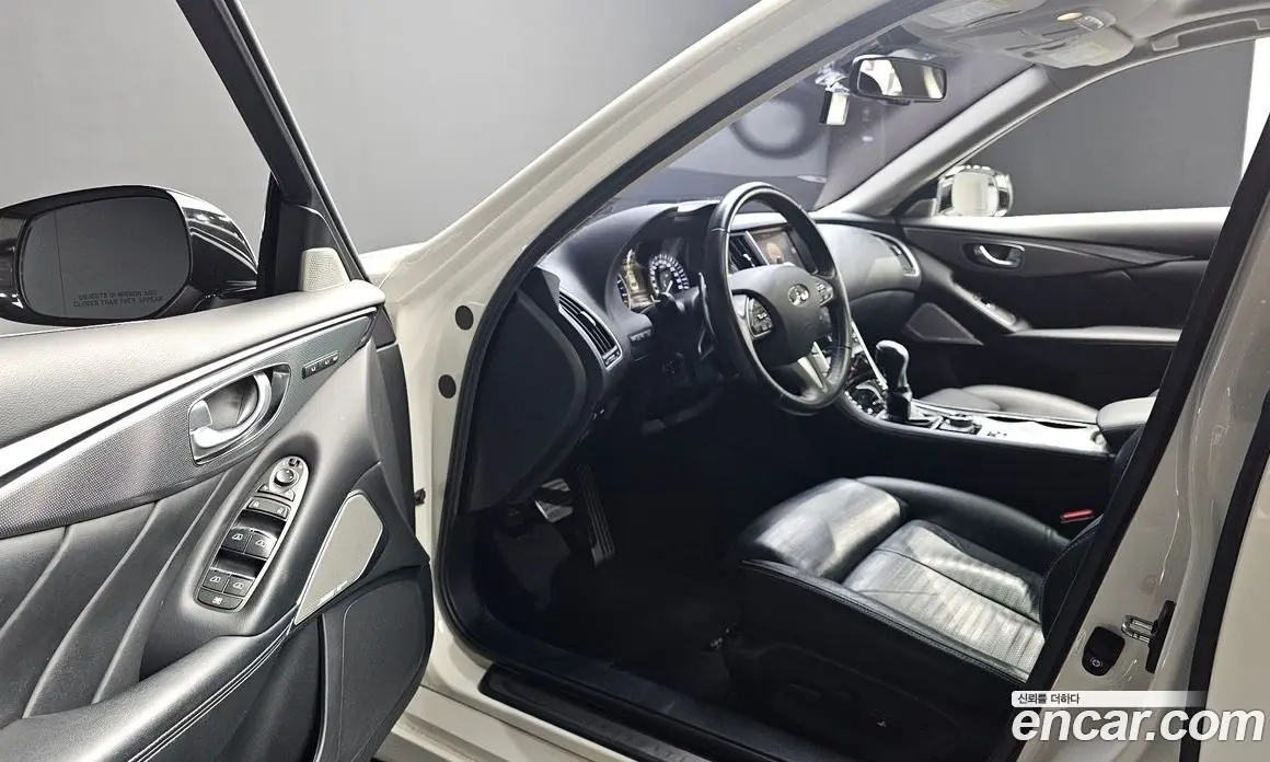 Infiniti Q50 2017 3.5 автомат (гидро), фото 10