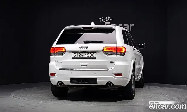 Jeep Cherokee 2019 3.6 автомат (гидро), миниатюра 4 Jeep Cherokee 2019 3.6 автомат (гидро), миниатюра 4